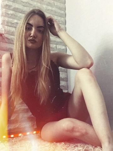 Клавдия Горячая Медсестра фото 2